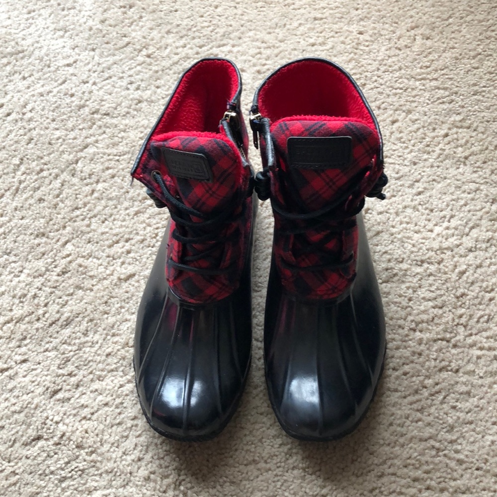 Sperry boots
